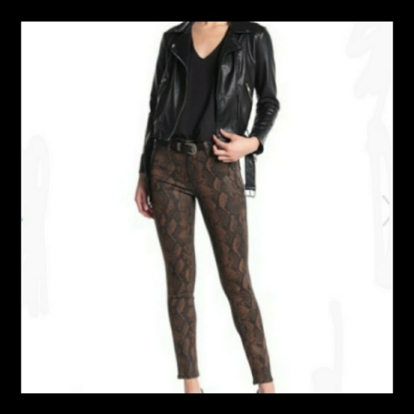 🌸 Just In! Mid Rise Jean's - Picture 2 of 13